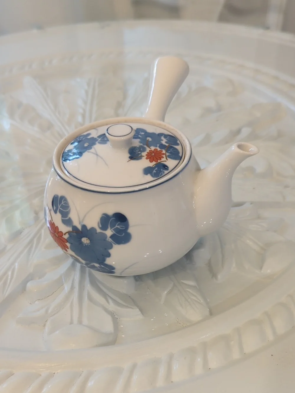 Saikai Pottery Japanese kyusu teapot